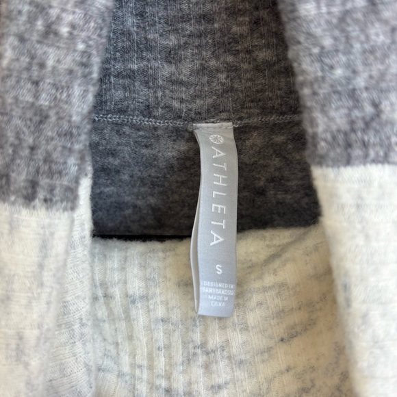 Athleta Transit Colorblock Turtleneck, Size S - Picture 6 of 12